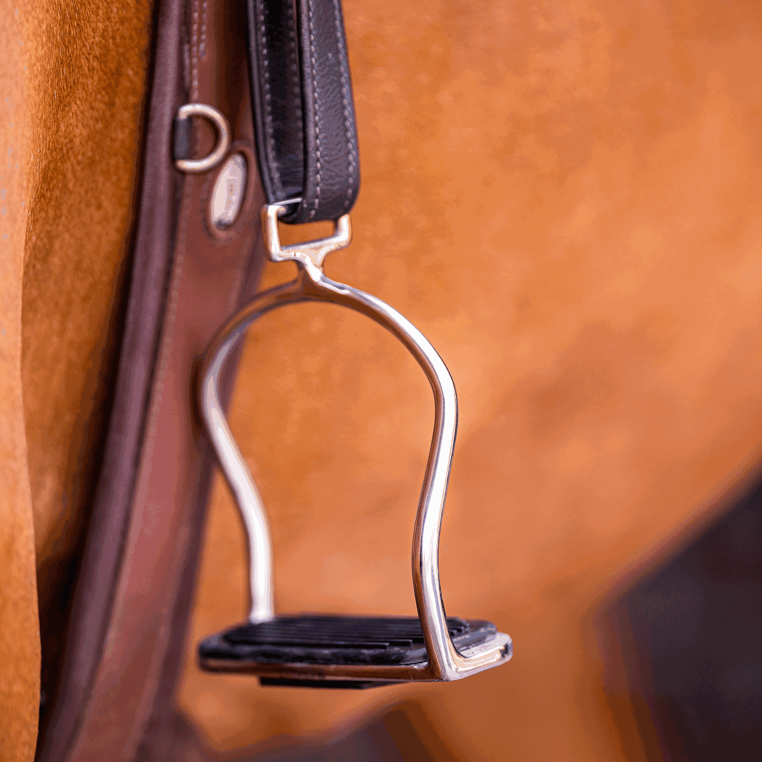 Island Steigbügel mit schwarzer Einlage 120 mm Trittweite | 4425612256_6.png | 1731066882