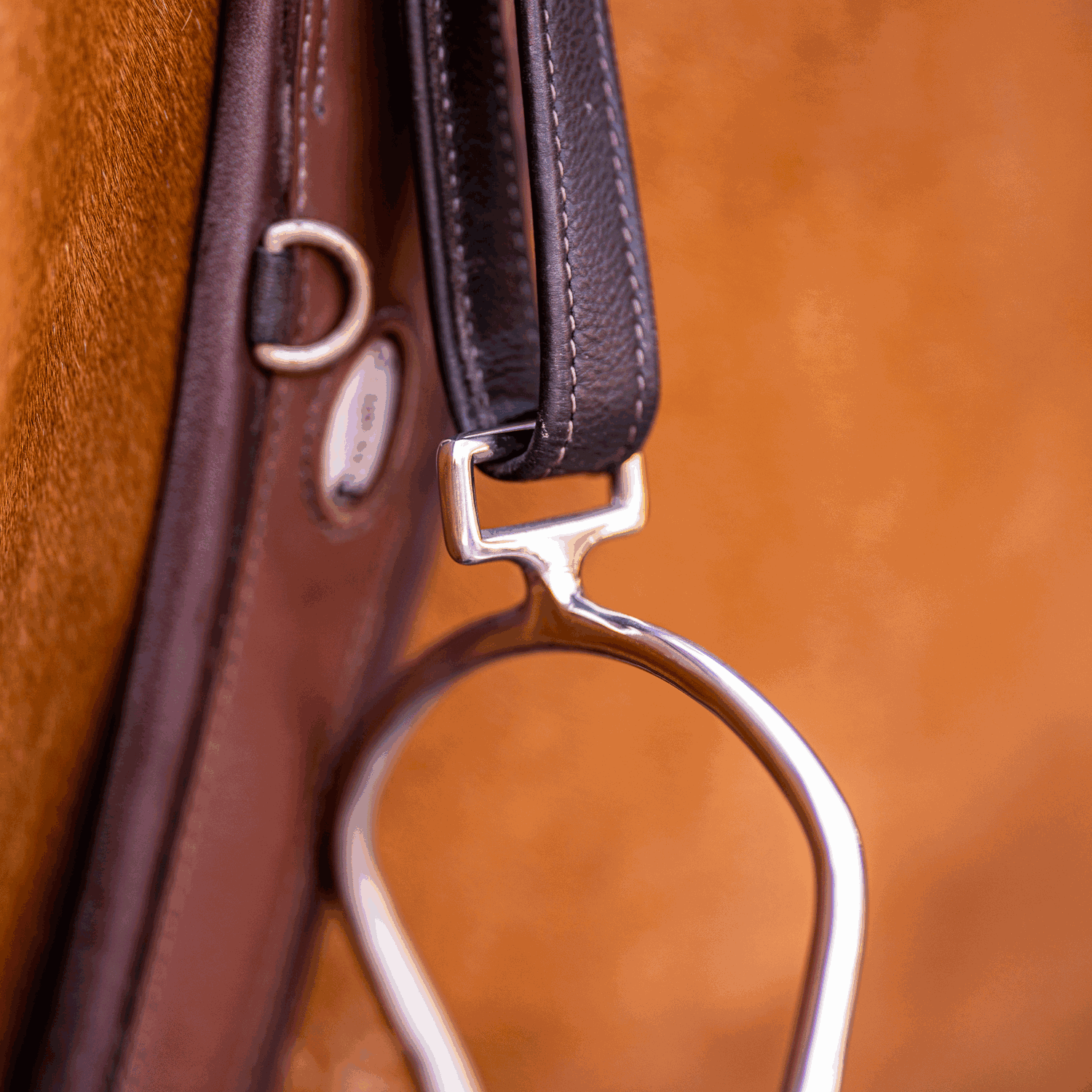 Island Steigbügel mit schwarzer Einlage 120 mm Trittweite | 4425612256_7.png | 1731066882