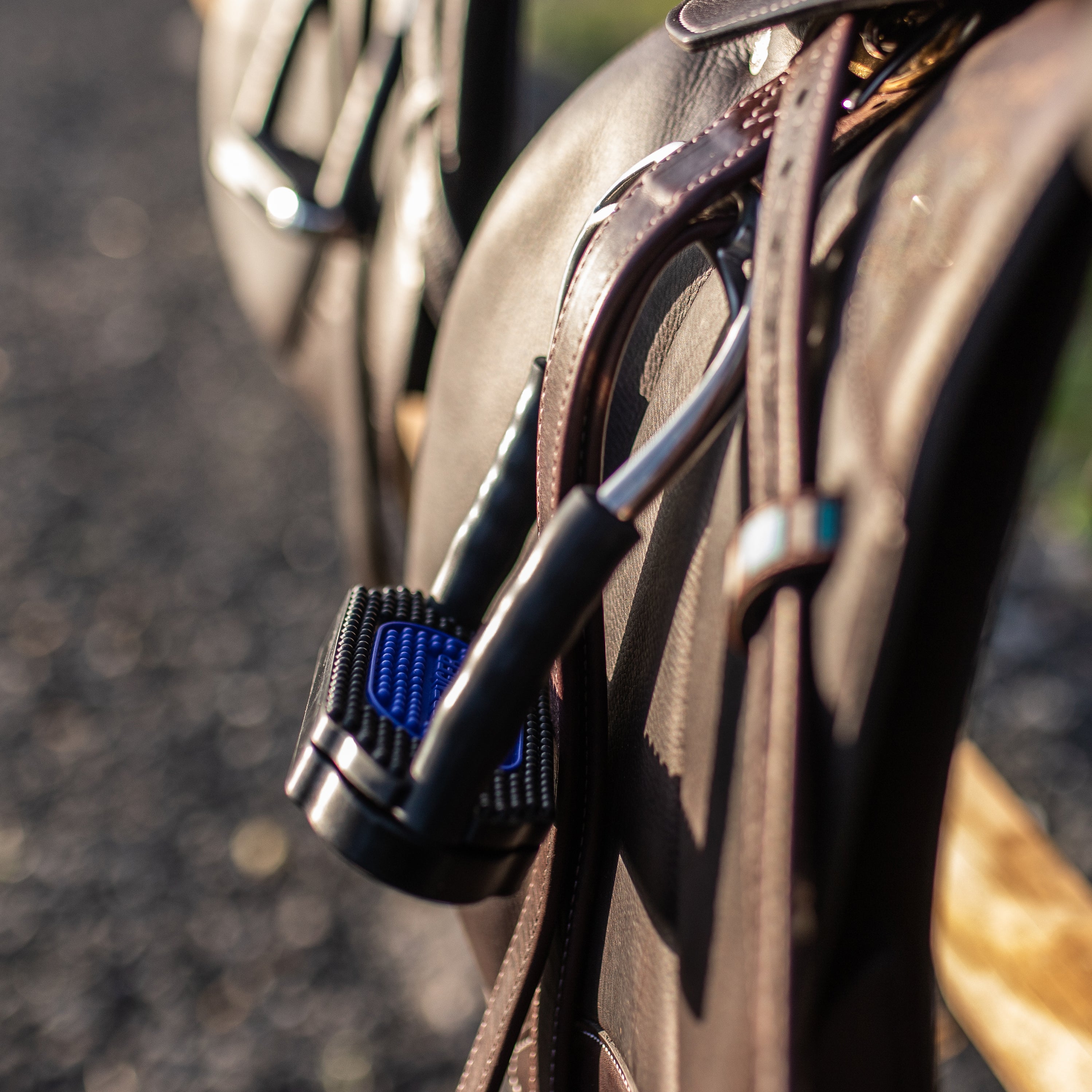 Bow Balance Steigbügel am Sattel