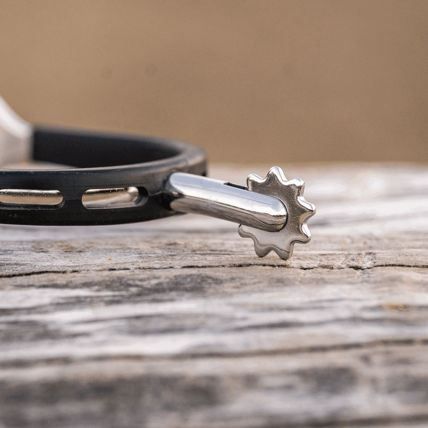 ULTRA fit EXTRA GRIP Sporen Edelstahl rostfrei 40 mm abgerundet mit Sonnenrad | 4753500455_8.png | 1731069084