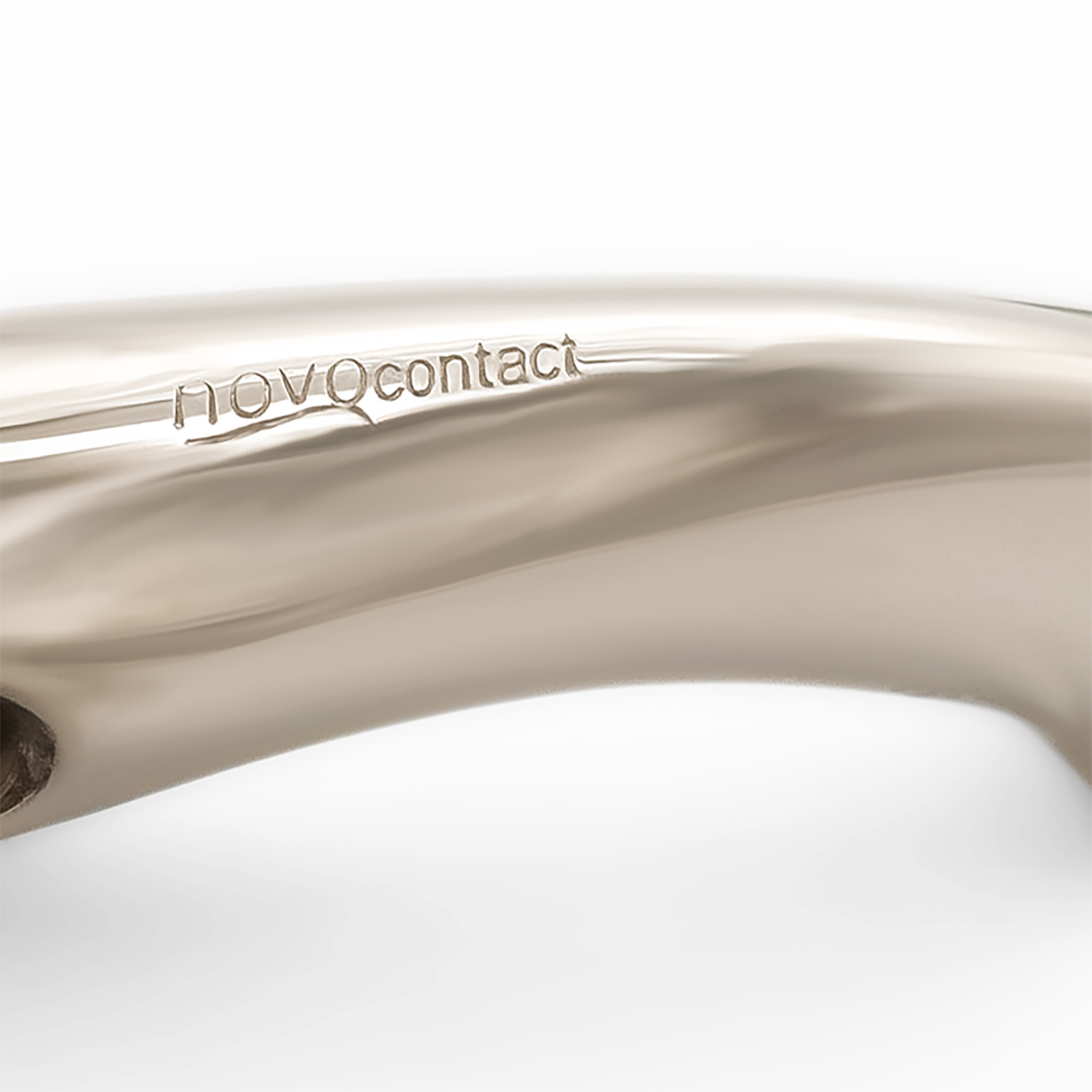 novocontact Unterlegtrense doppelt gebrochen Sensogan | Praegung_novocontact_Auschnitt_2.png