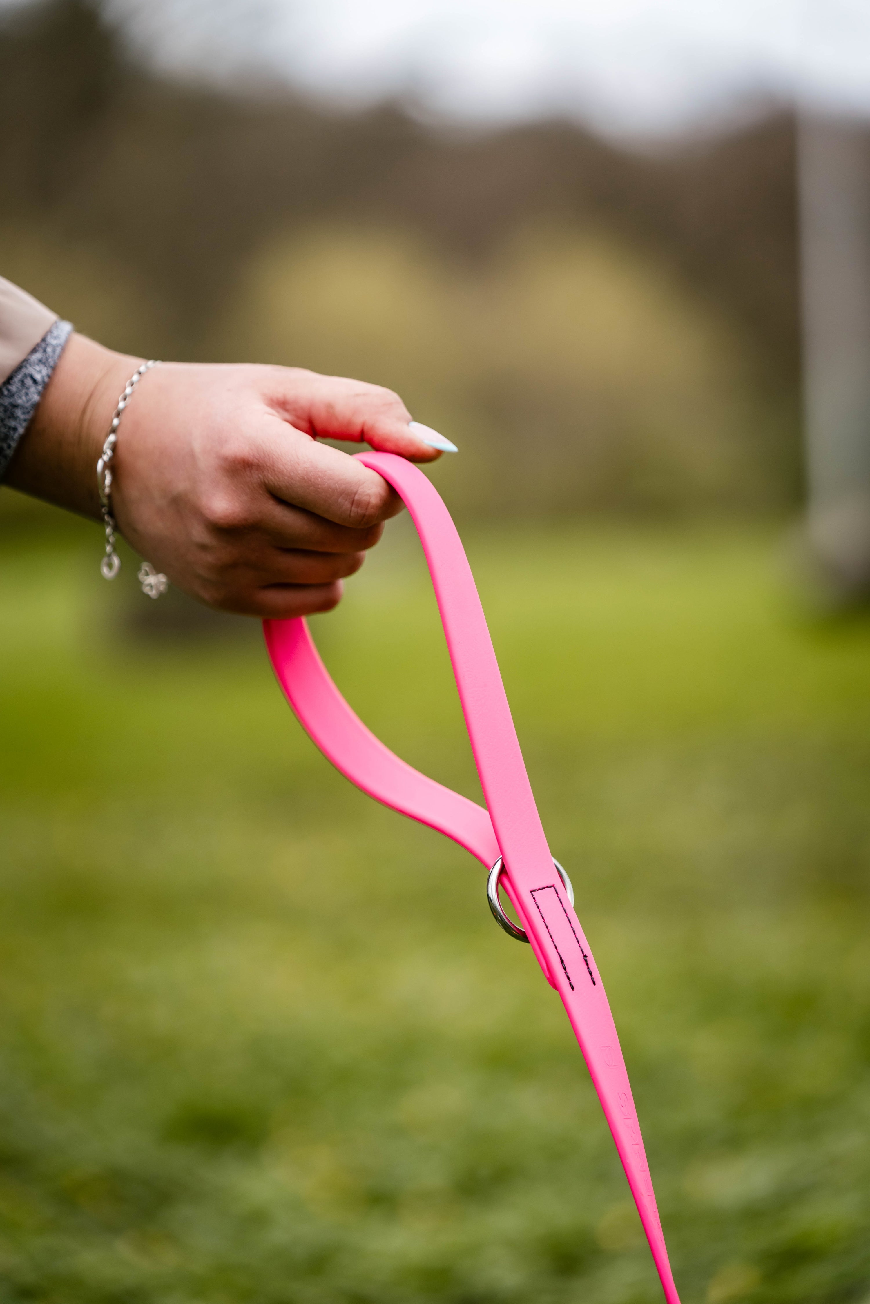 pinke Biothane Leine mit Handschlaufe