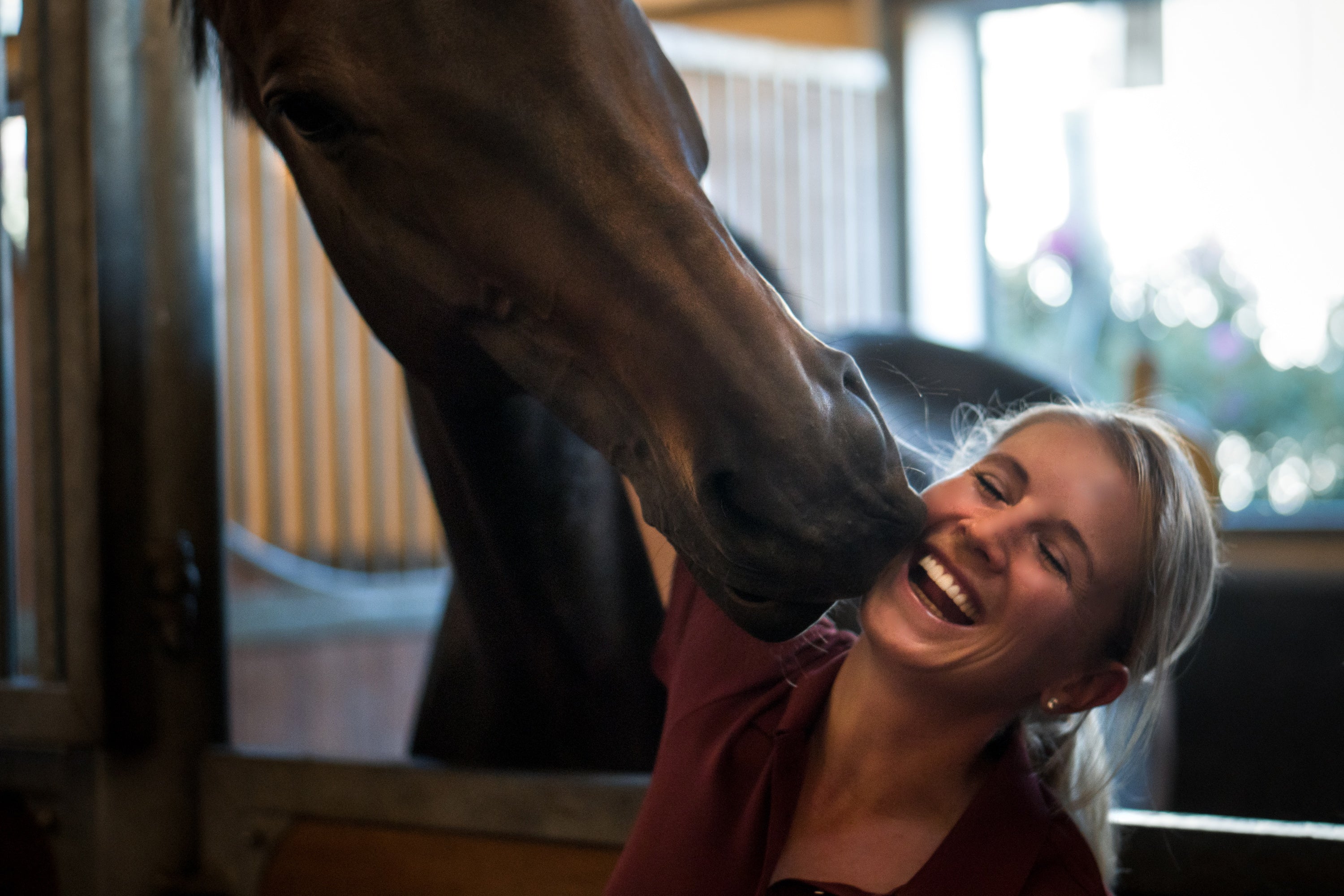 Jessica von Bredow mit Pferd