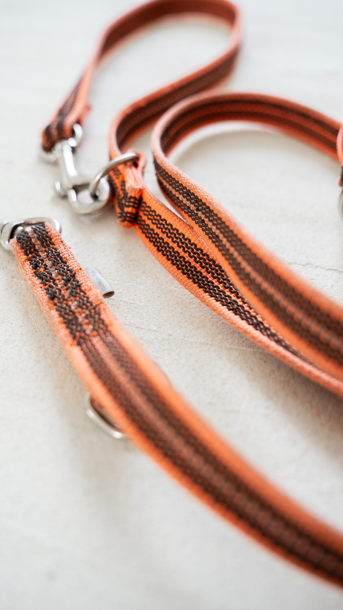 gebrauchte verstellbare Gummierte Leine orange