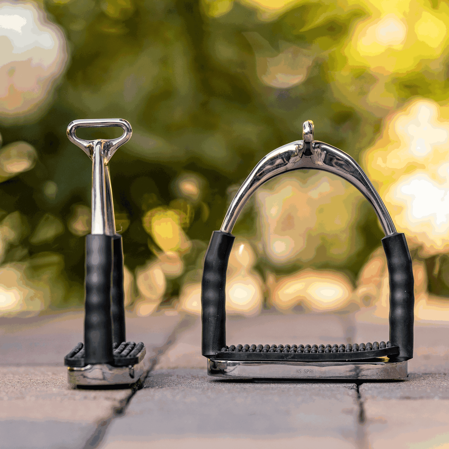 System 4 Steigbügel mit 90° gedrehter Öse 120 mm Trittweite | 4423412255.png | 1731067525