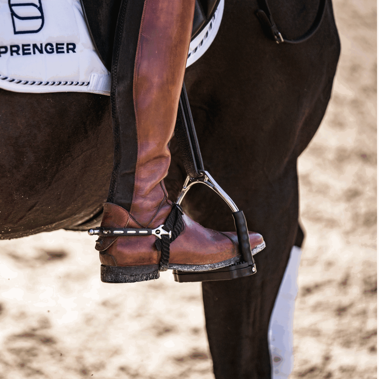 SPRENGER & Ingrid Klimke Bow Balance Steigbügel | 4K26612255_06.png