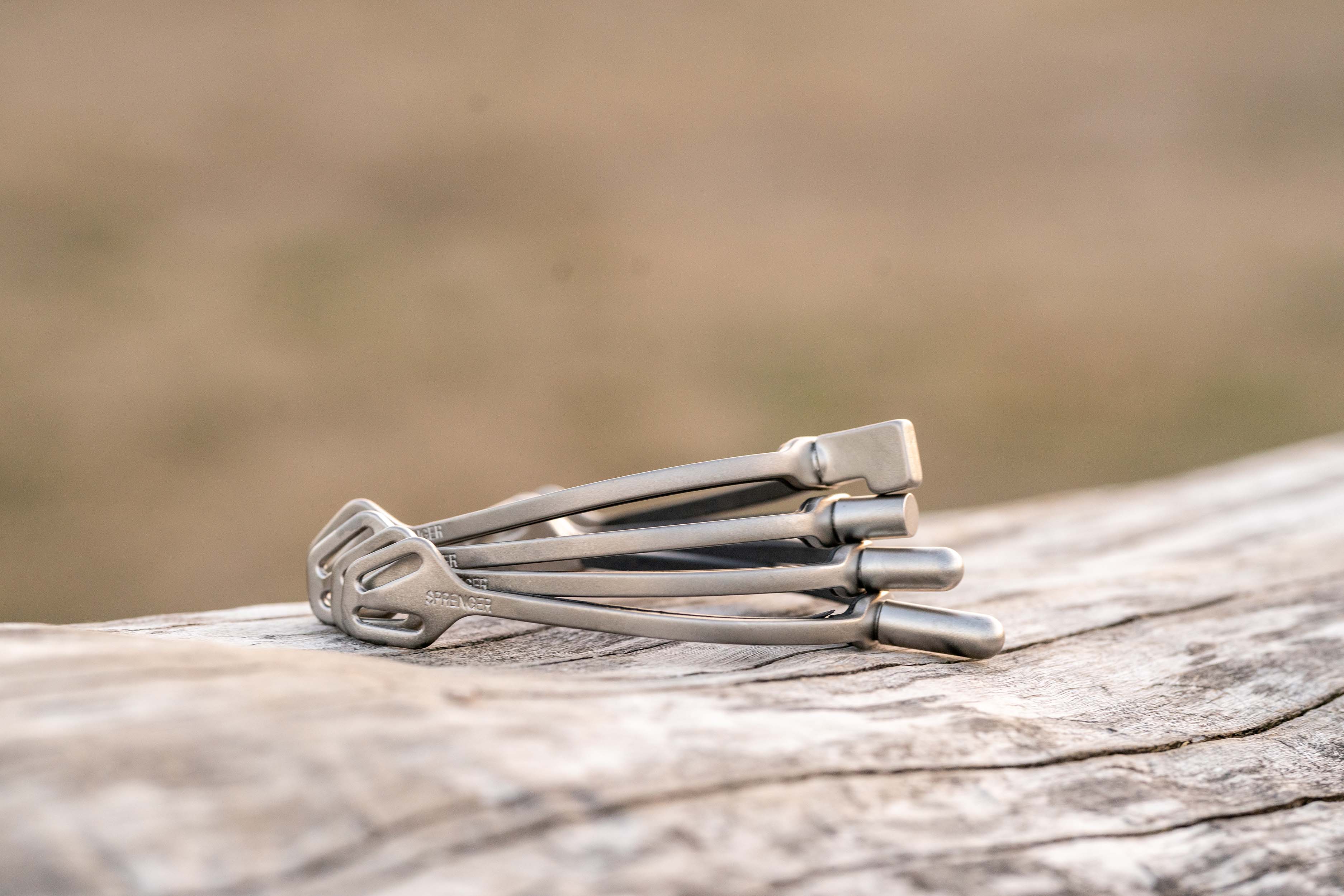 ULTRA fit spurs with Balkenhol fastening - Stainless steel bronze